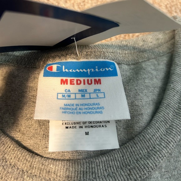 Champion Short Tee - Picture 3 of 6